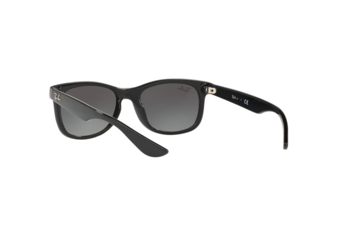 Occhiali da sole Junior (da bambino) Ray-Ban Junior New Wayfarer RJ 9052S 100/11