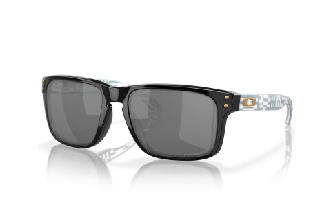 Солнцезащитные очки Oakley Holbrook OO 9102 (9102Y7)