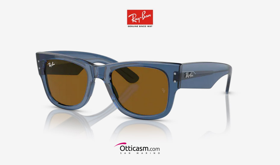 Focus ADV: Occhiali da sole Ray-Ban Mega Wayfarer