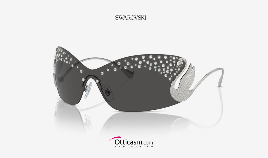 Swarovski: occhiali dal design accattivante e personalità unica